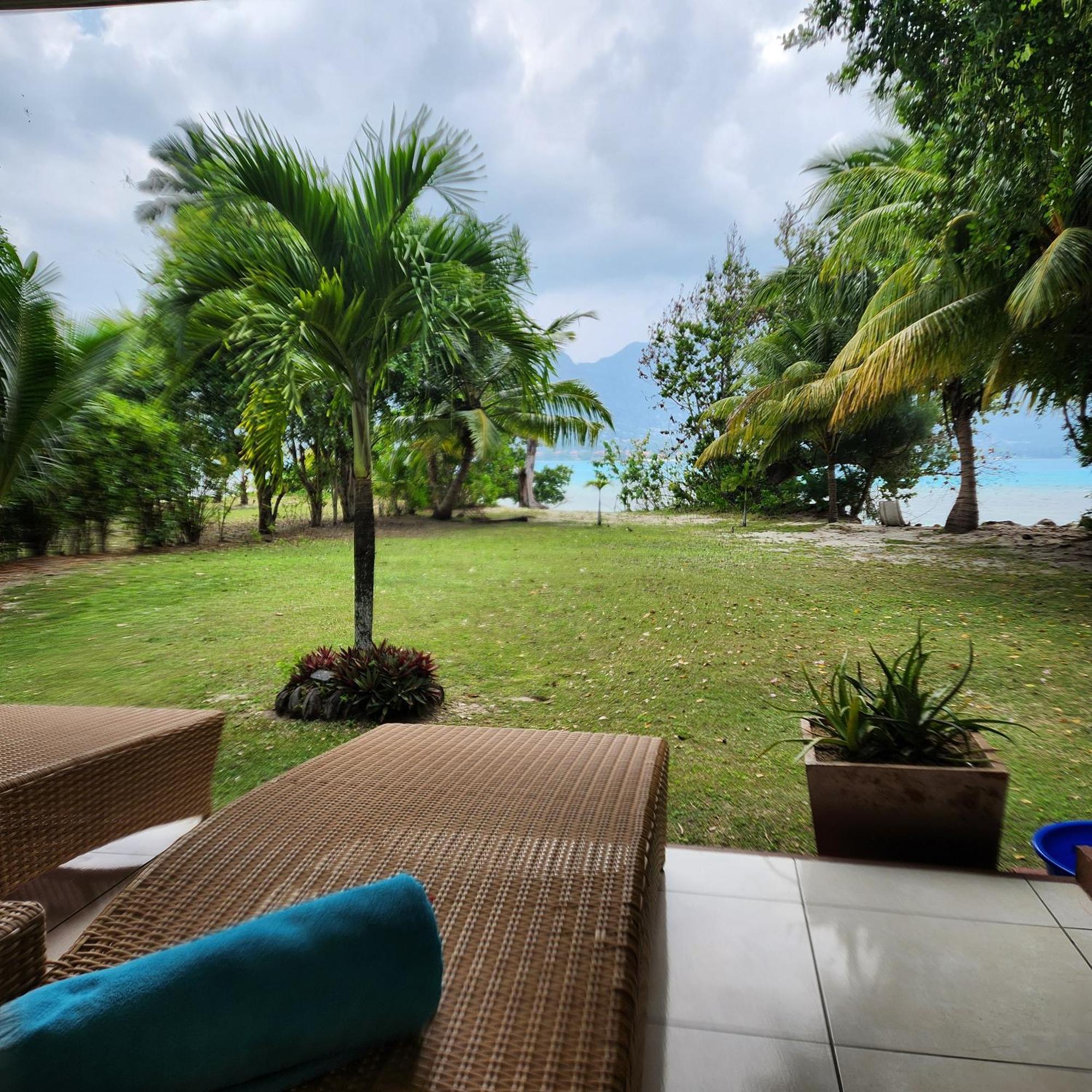 Surf Tropical Villa Takamaka Cerf Island Ngoại thất bức ảnh