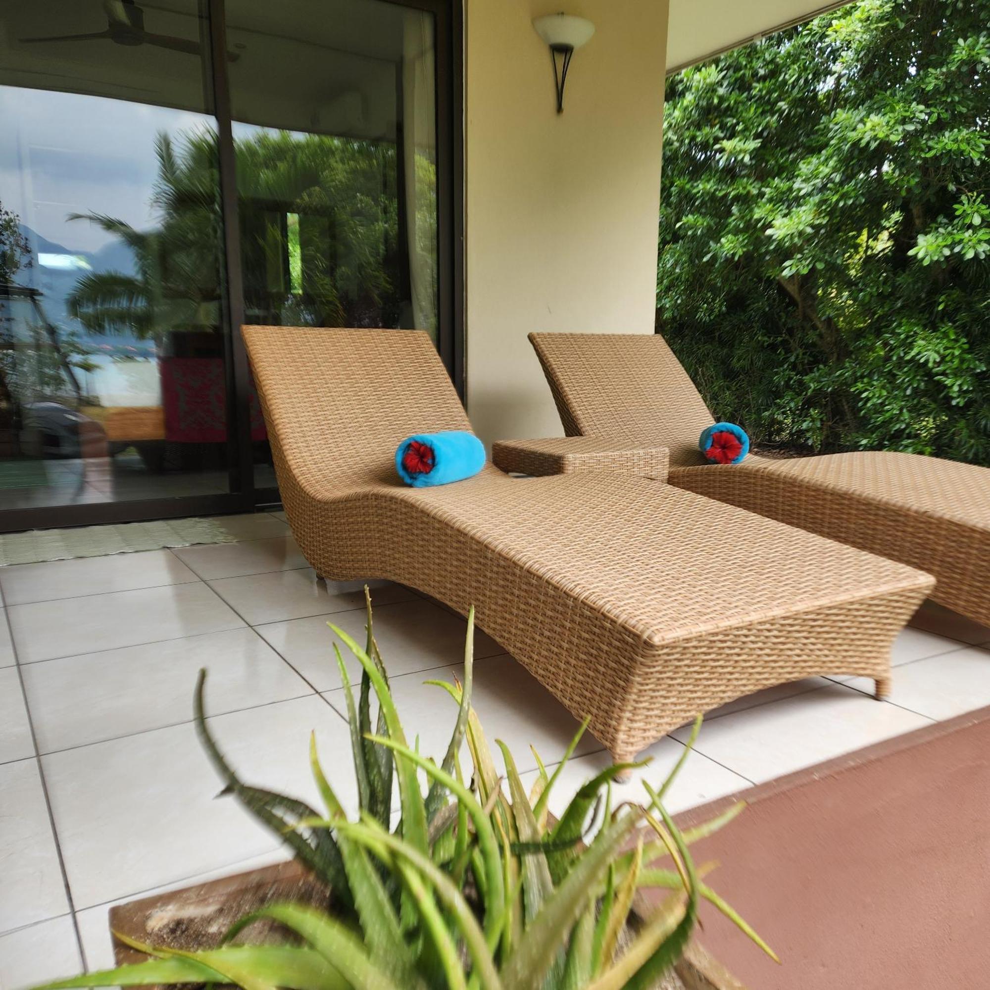 Surf Tropical Villa Takamaka Cerf Island Ngoại thất bức ảnh