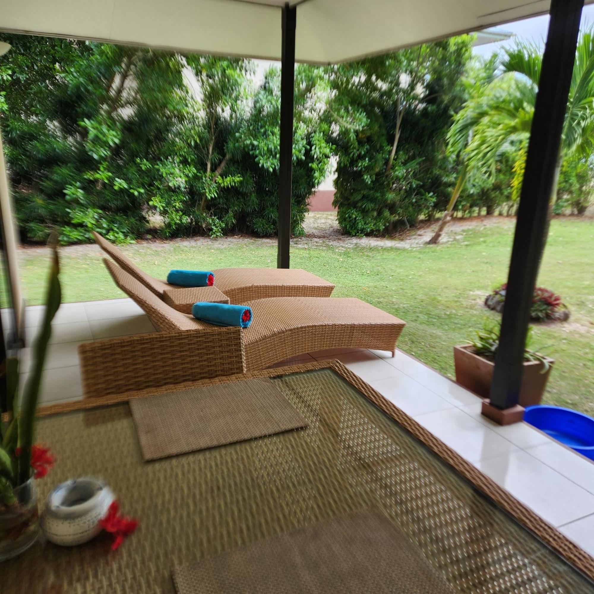 Surf Tropical Villa Takamaka Cerf Island Ngoại thất bức ảnh